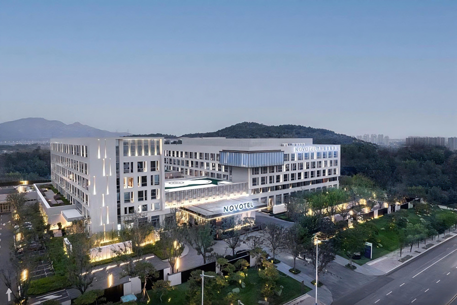 煙臺半山諾富特酒店工程項目案例